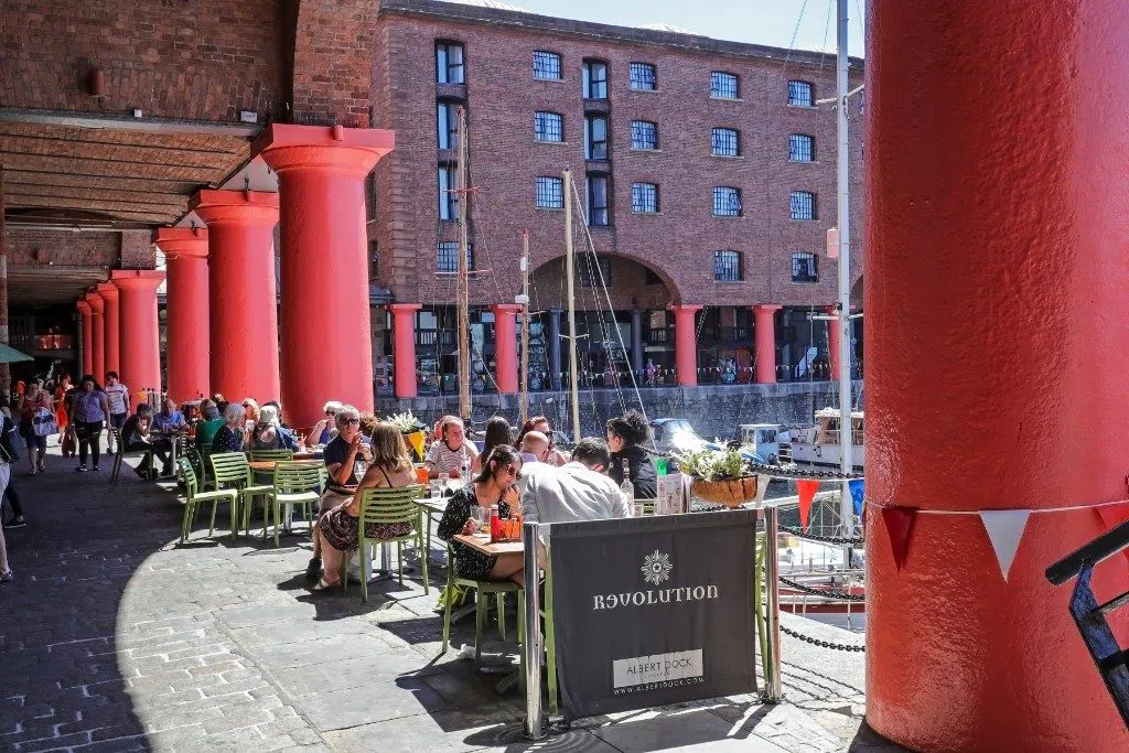Liverpool sobre el agua: los muelles, las Tres Gracias y una ciudad renacida junto al Mersey