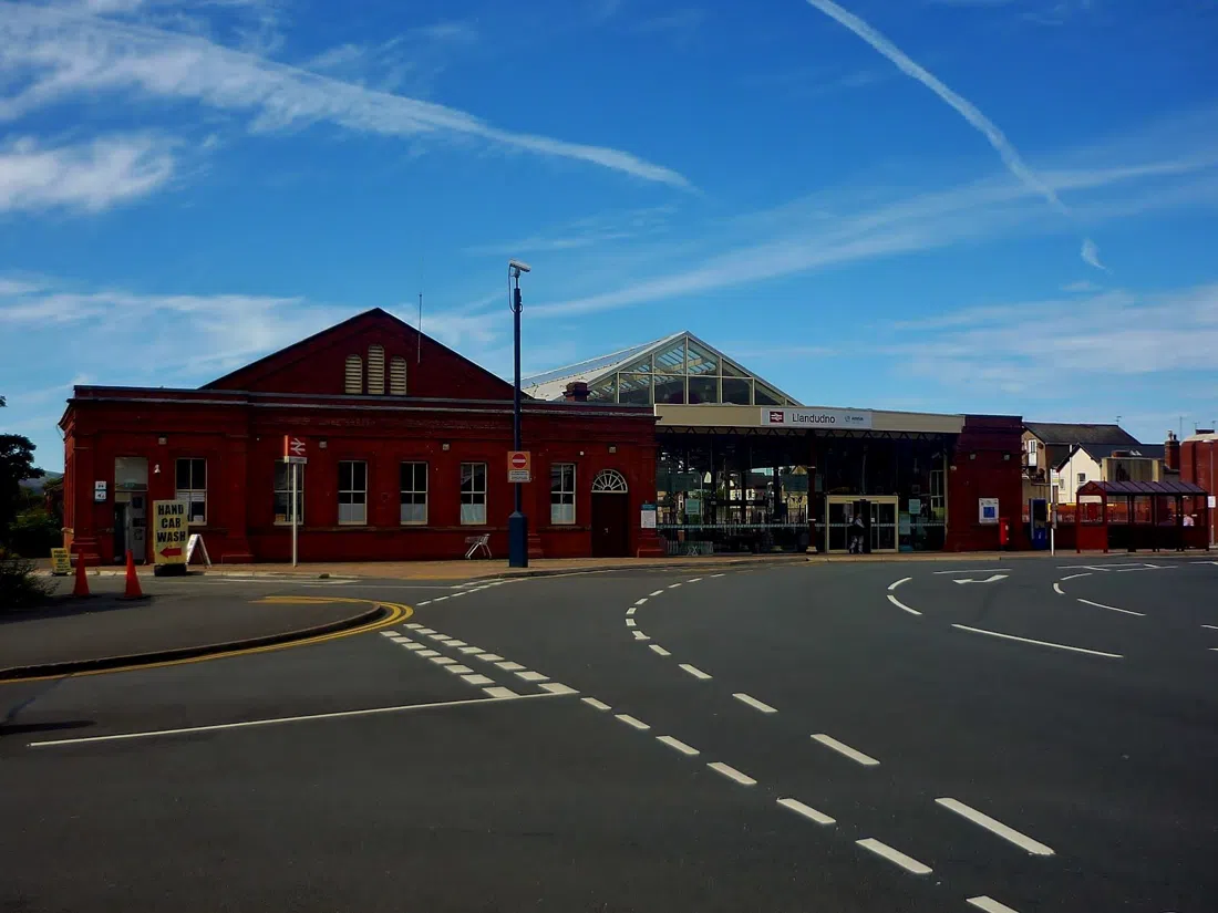 Llandudno, Liverpool