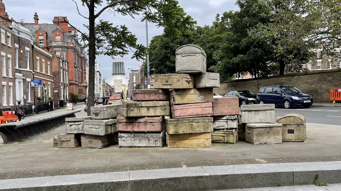 A Case History (Hope Street Suitcases), Liverpool